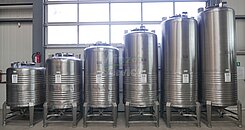 Lagertank / Biertank / Drucktank  800 – 2000 Liter  rund aus V2A 