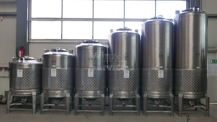 Bild 1 800-2000 Liter Biertanks/ Drucktanks mit Kühlmantel 