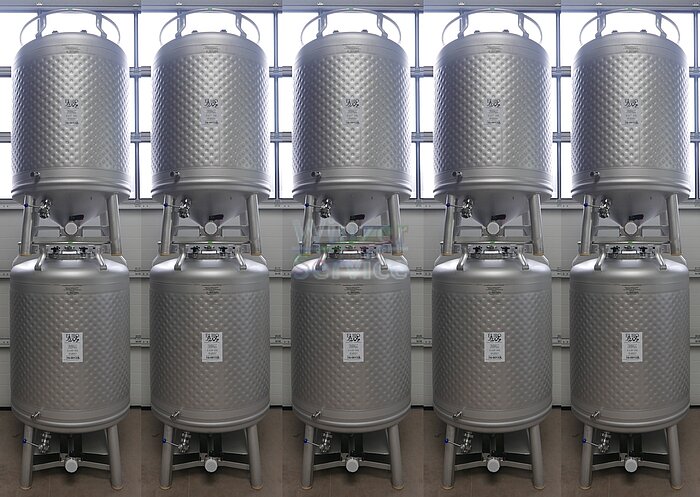 Bild 1 Eurolux Edelstahltanks/ Drucktanks 1000 Liter mit Kühlmantel