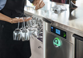 Bild 1 M-iClean U –die Gläser-Spülmaschine