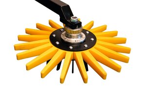 Bild 6 Maschinen und Geräte zur mechanischen Unkrautbekämpfung