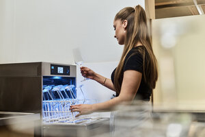 Bild 4 M-iClean U –die Gläser-Spülmaschine