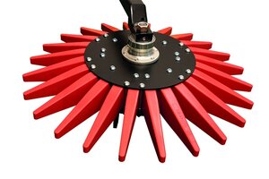 Bild 1 Maschinen und Geräte zur mechanischen Unkrautbekämpfung