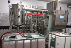 Bild 2 Technologien zur Weinverarbeitung: Mostkonzentration, Weinentalkoholisierung, Wein- und Mostklärung