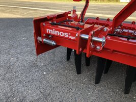 Bild 5 Kreiseleggen für Wein,- und Obstbau Minos Agri M-DRAM