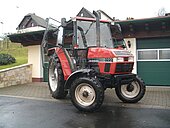 Bild 8 Traktor Fendt Eicher Deutz Anbaugeräte Maische Traubenwagen