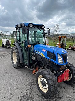 New Holland T4030 N 