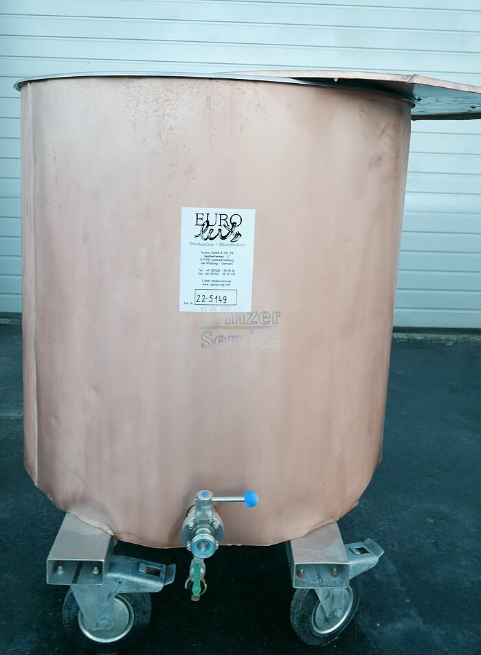 Bild 1 750 Liter Lagertank, Weintank mobil, Isoliert, Kupfermantel