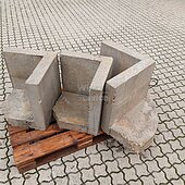 Bild 2 Beton-L-Steine und U-Steine
