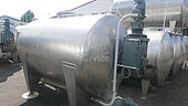 Bild 7 RIEGER VinoTop-Druck-Fermenter 5.000 Liter mit Kühlpaddel in V2A