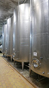 Bild 3 20.100 Liter Lagertank/Weintank stehend aus V2A