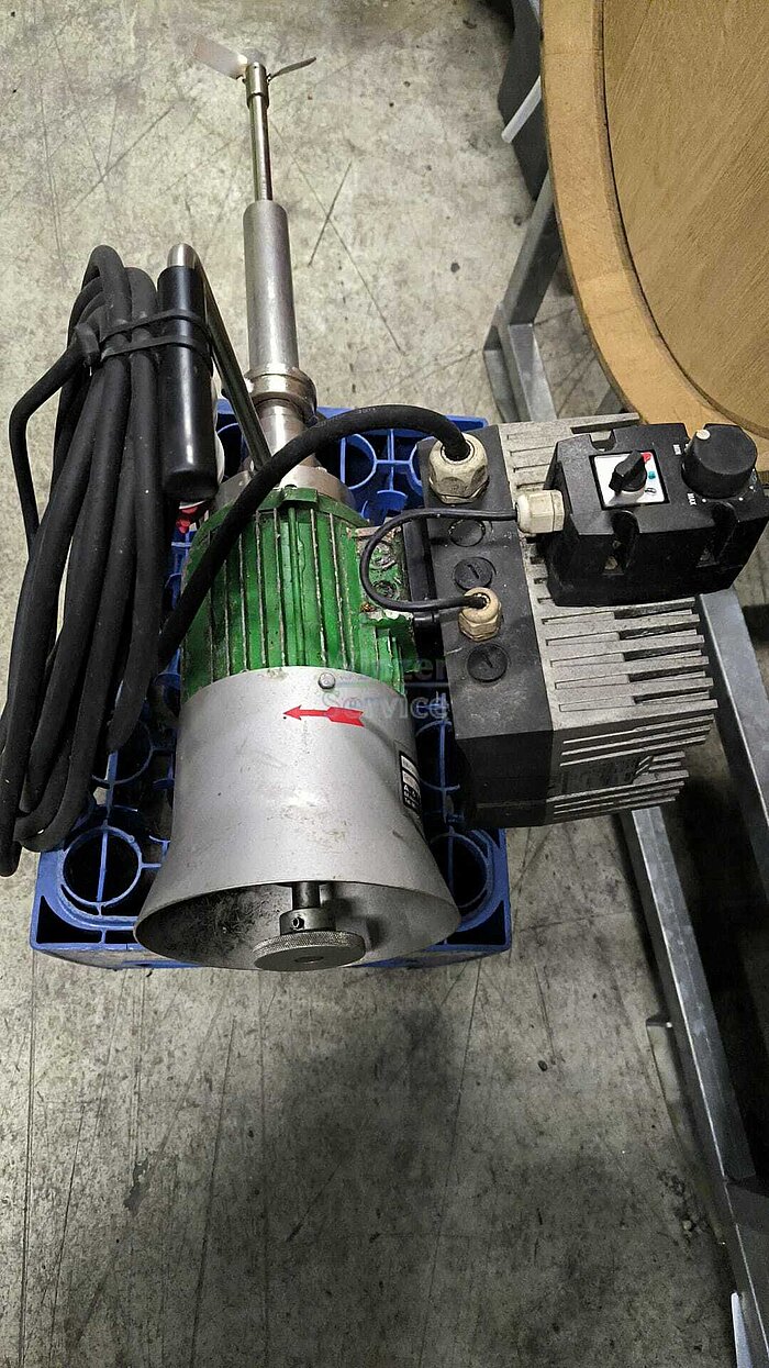 Bild 1 Rührgerät mit Frequenzumrichter