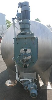 Bild 3 RIEGER VinoTop-Druck-Fermenter 5.000 Liter mit Kühlpaddel in V2A