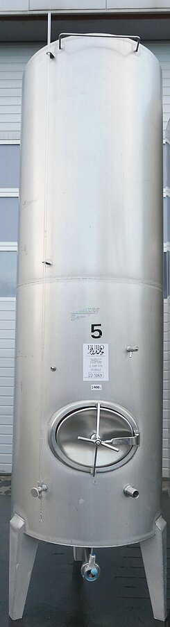 2.400 Liter Lagertank aus V2A, marmoriert/ rund/ stehend