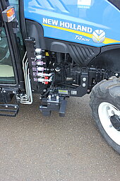 Bild 3 Bähr Unterstockverstellung für CNH Traktoren
