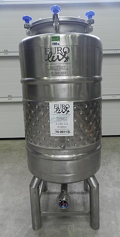 250 Liter Biertank/ Drucktank 0,99 bar mit Kühlmantel