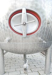 Bild 5 Eiertank / Lagertank aus V2A marmoriert, 1.800 Liter, gebr.