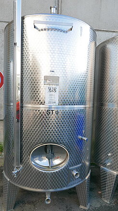3.100 Liter Lagertank, Weintank m.Kühlplatte Rund stehend aus V2A