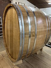 Bild 6 Neues Ovales Weinlagerfass mit 2450 Liter Inhalt