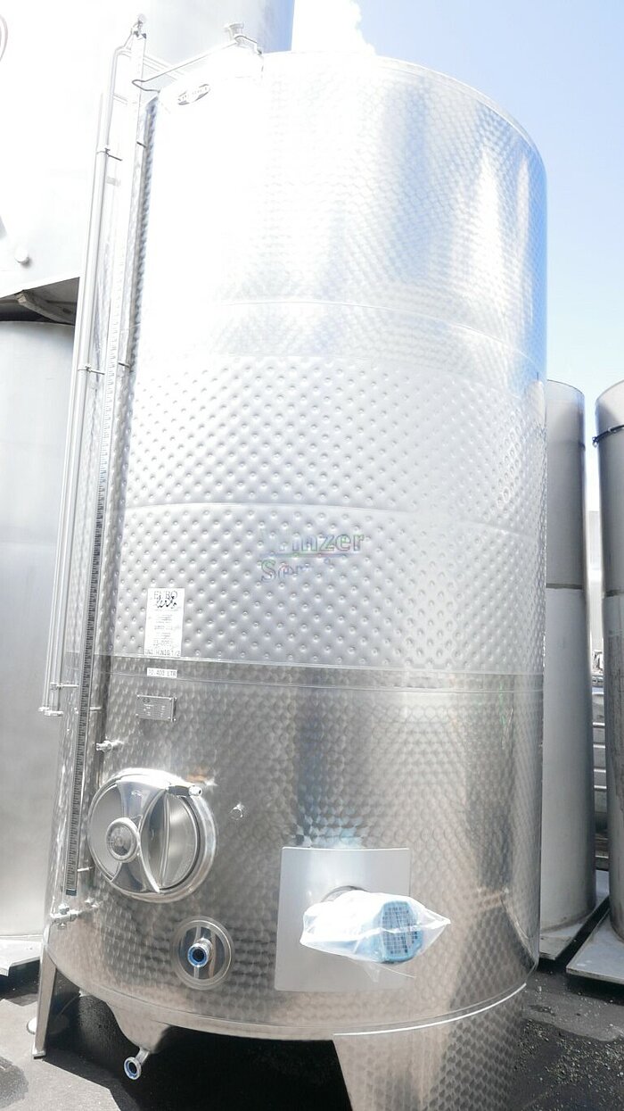 Bild 1 10.400 Liter Stapeltank/Weintank SPEIDEL mit Kühlmantel, rund